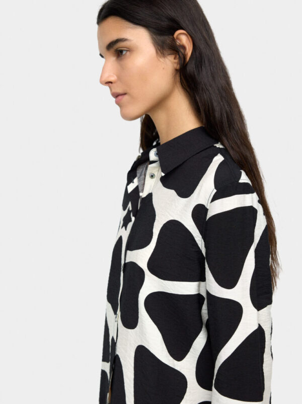 Crinkled Floral Print Shirt – Black/White