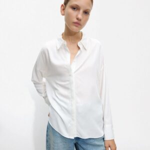 Long-Sleeve White Shirt with Structured Cuffs