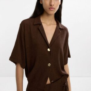 Textured Short-Sleeve Shirt in Warm Brown