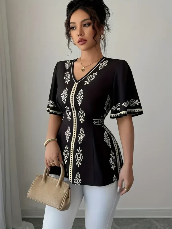 Vintage-Inspired Geometric Pattern V-Neck Blouse - Casual Short
